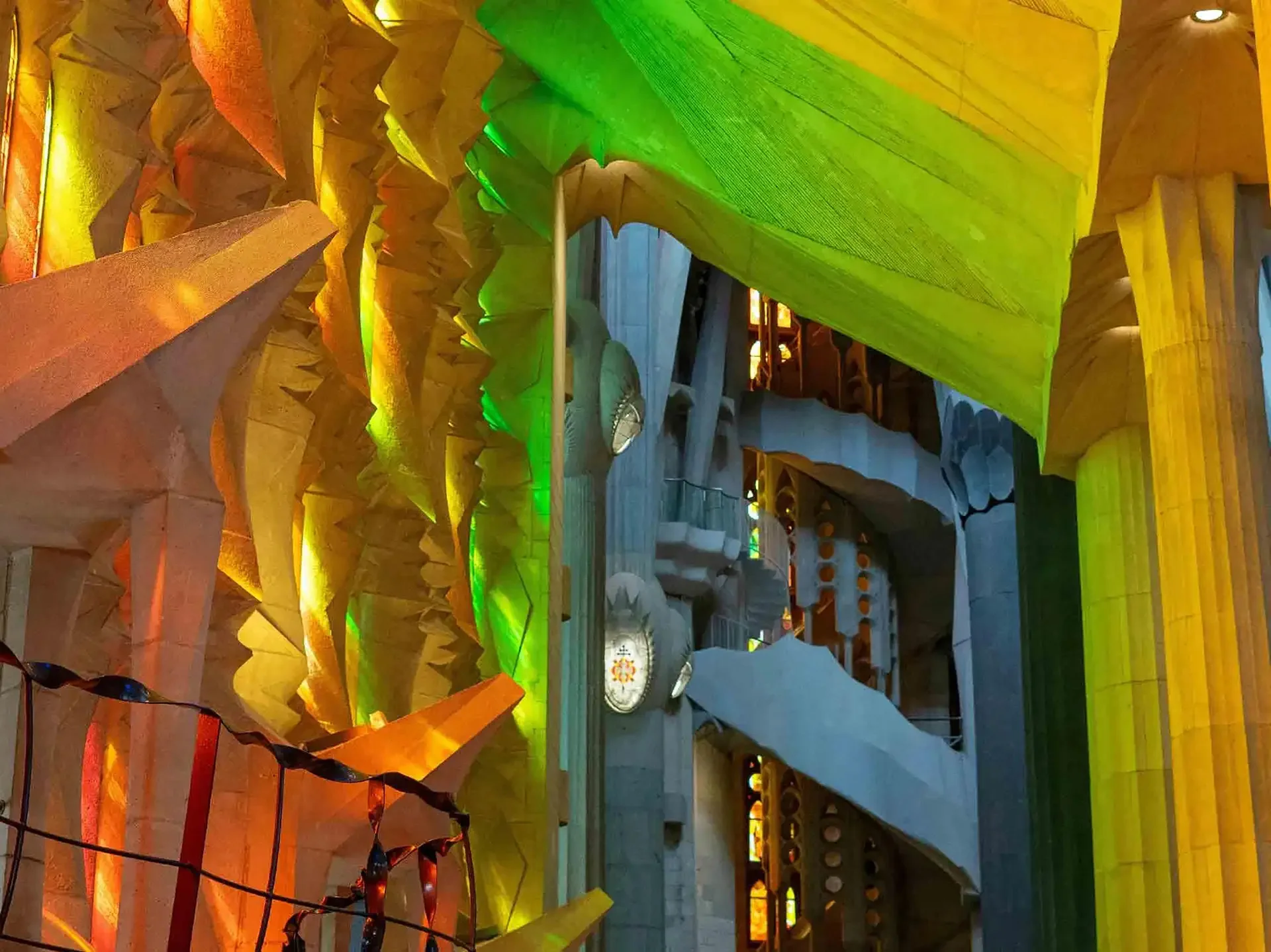 Ultimate Sagrada Familia Small Group Tour in Barcelona — photo 5